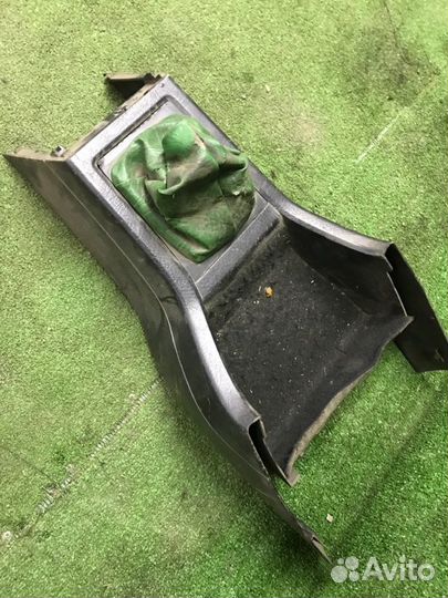 Центральная консоль Audi 80 B3 RU 1.8