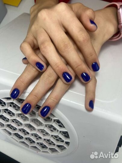 Модель на маникюр