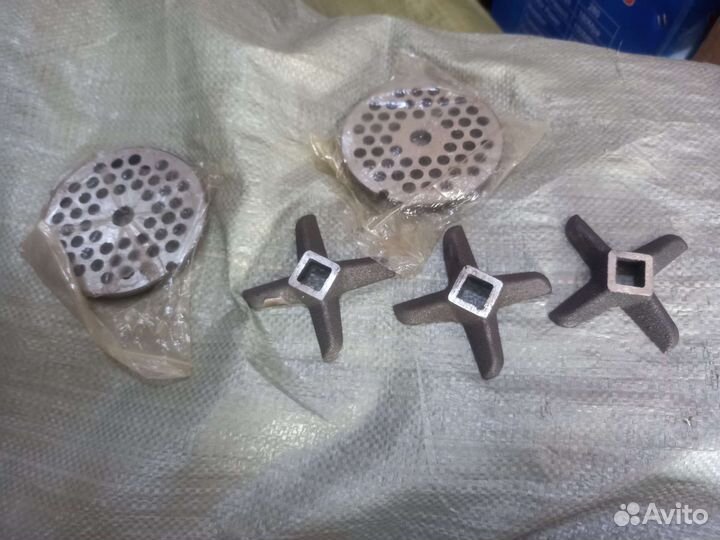 Решетки и ножи на мясорубку 32