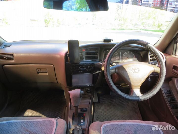 Toyota Camry 1.8 AT, 1993, 450 000 км