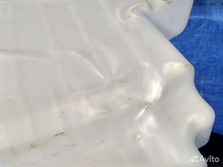 Бачок стеклоомывателя Toyota RAV4 4 са40 2012