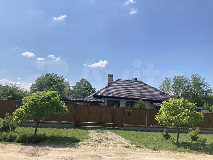 Дом 160 м² на участке 13 сот.