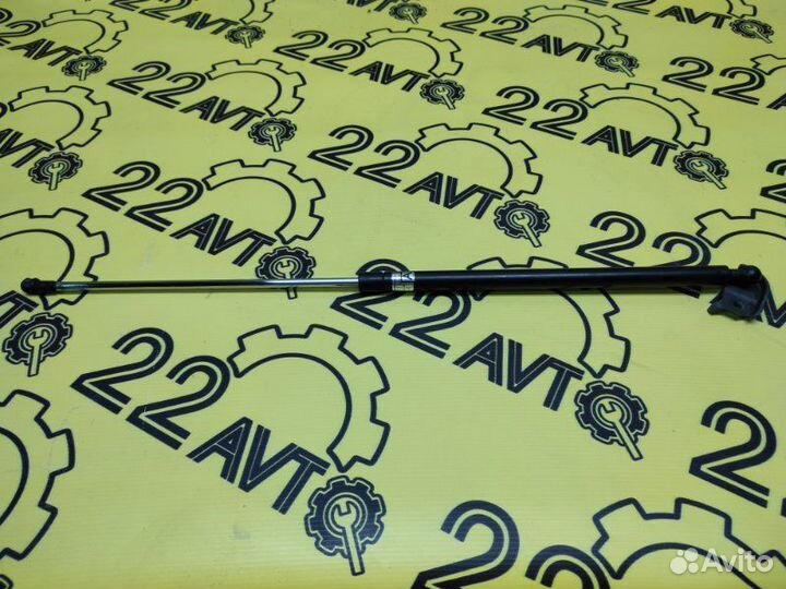 Амортизатор капота Toyota Harrier MCU30 1mzfe