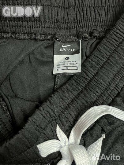 Шорты nike big swoosh