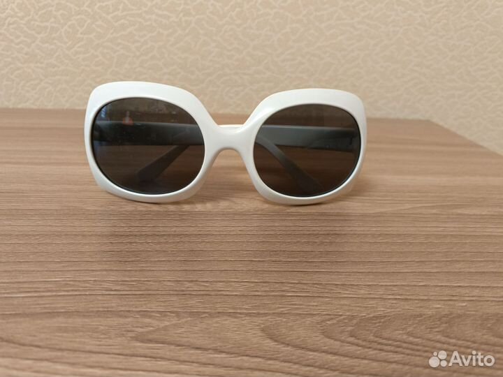 Солнцезащитные очки женские