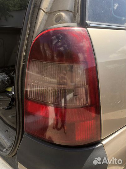 Фонарь задний правый Opel Vectra b универсал