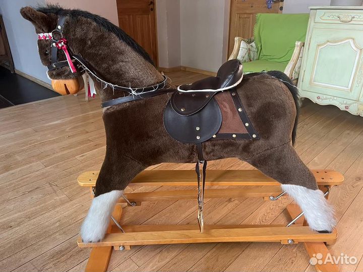 Детская качалка лошадь