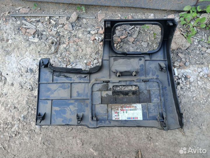 Накладка нижняя панели Chery Very/Bonus A13