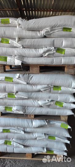 Зерно, ячмень, горох, жмых жареный