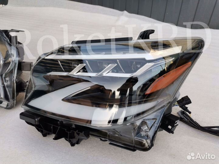 Фары Lexus GX 460 13-2019 г стиль 2020г