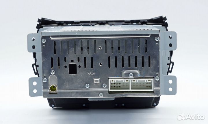 Автомагнитола штатная на Hyundai Santa Fe 2017