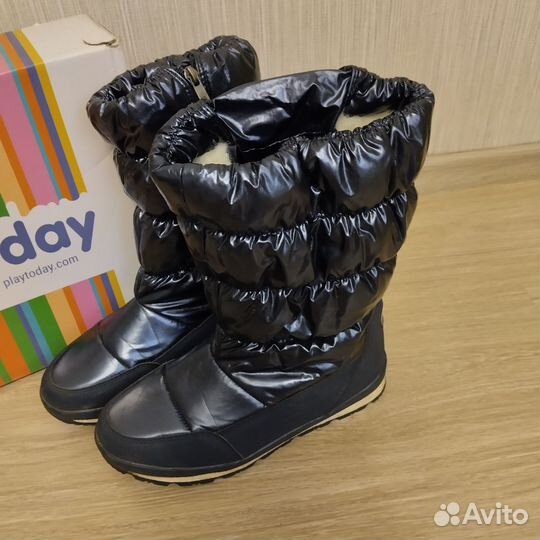 Дутики женские зимние