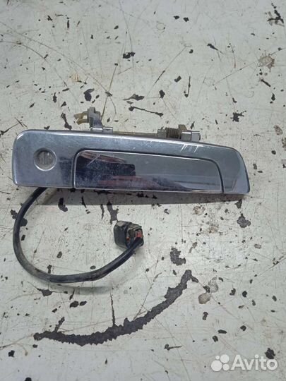 Ручка двери передняя правая mitsubishi chariot