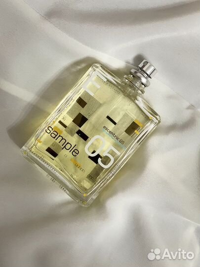 Molecules Escentric 05 оригинал распив от 2 мл