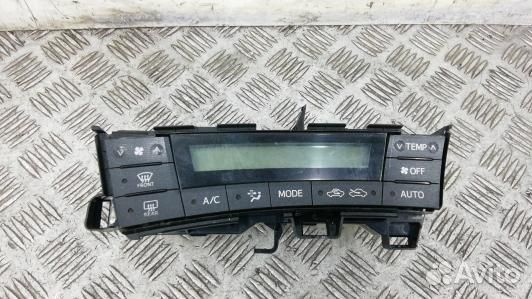 Блок управления печки и климат-контроля toyota pri