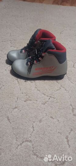 Лыжные ботинки 36 размер