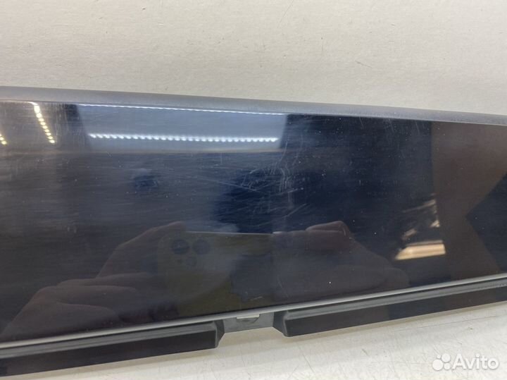 Накладка двери задней левой Volvo XC60 2017+