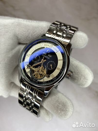 Часы Omega механические