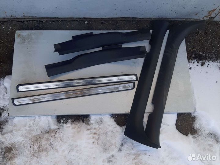 Пластик салона Nissan Primera P12