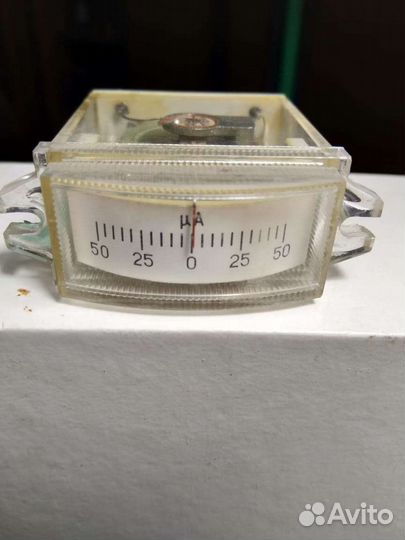 Микроамперметр