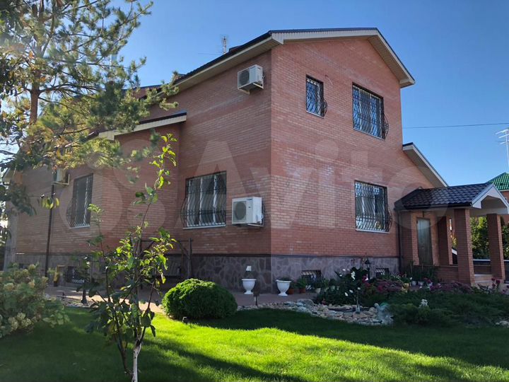 Дом 497 м² на участке 25 сот.