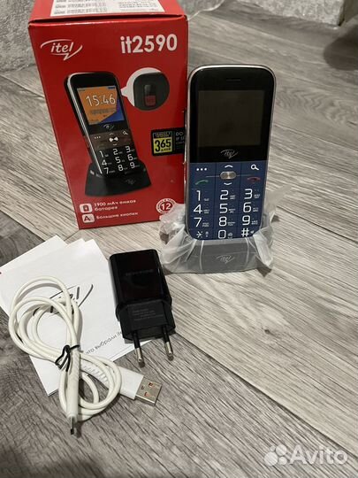 Телефон Itel it 2590