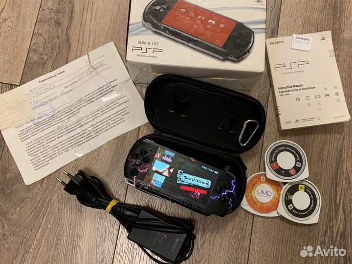 Sony PSP 3008 64gb 400+ игр коробка чек (комплект)