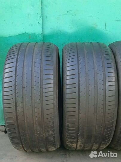 Pirelli P Zero 245/45 R18 и 275/40 R18