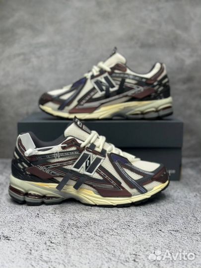 Кроссовки New Balance 1906R