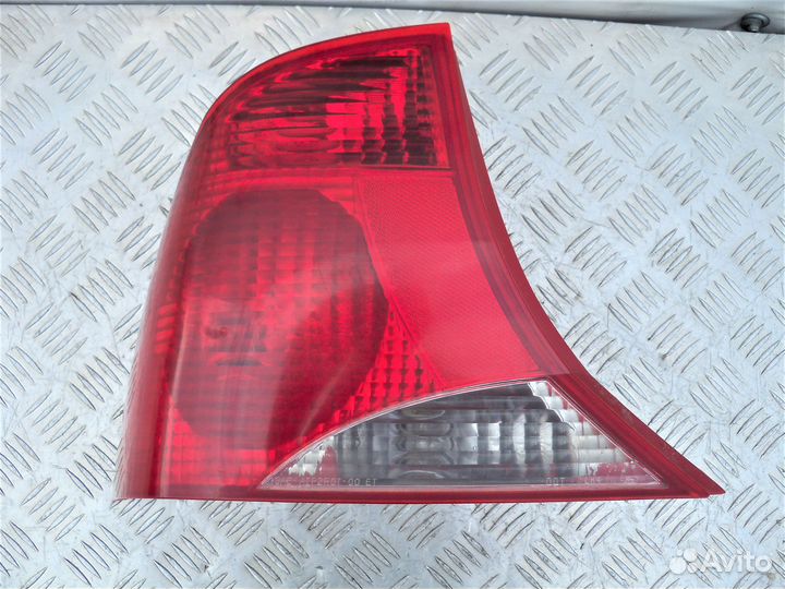 Фонарь задний левый Ford Focus 1 Америка Седан