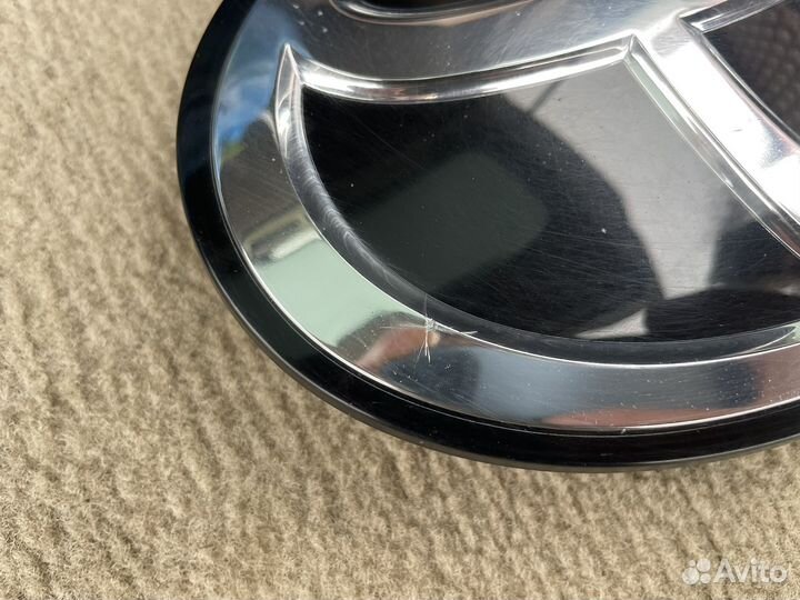 Лейба в решетку радиатора тлк200