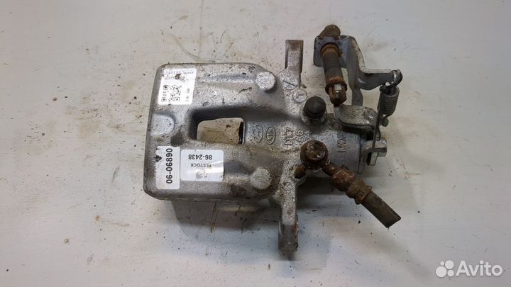 Суппорт Hyundai i30, 2012