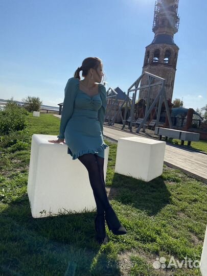 Платье женское 42 44