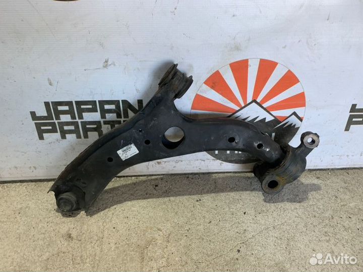 Рычаг нижний передний правый Mazda 3 BM