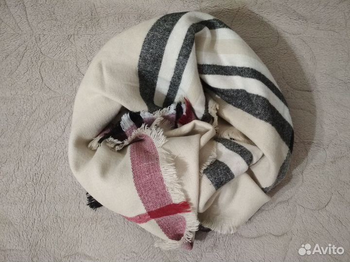 Палантин, платок, шаль шириной 140 см под Burberry