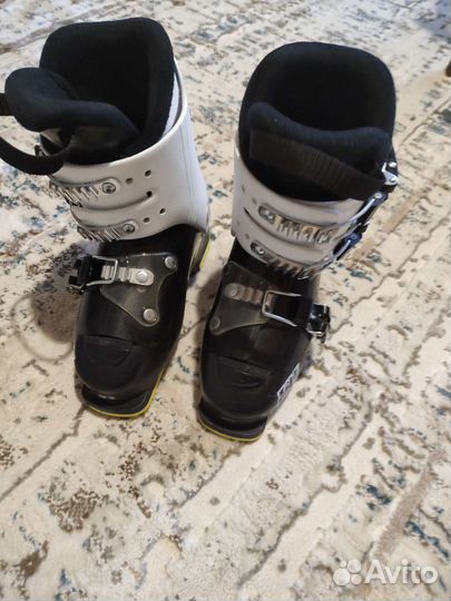 Горнолыжные ботинки детские