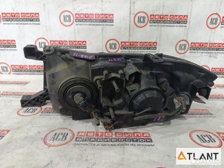 Фара правая nissan cedric