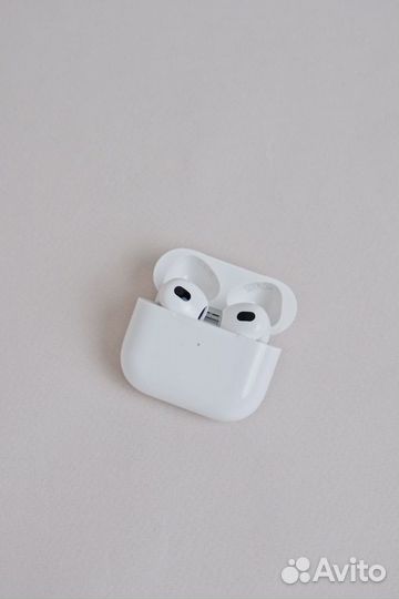 AirPods 3 наушники
