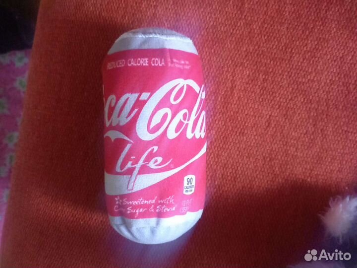 Мягкая игрушка кока кола и мишка