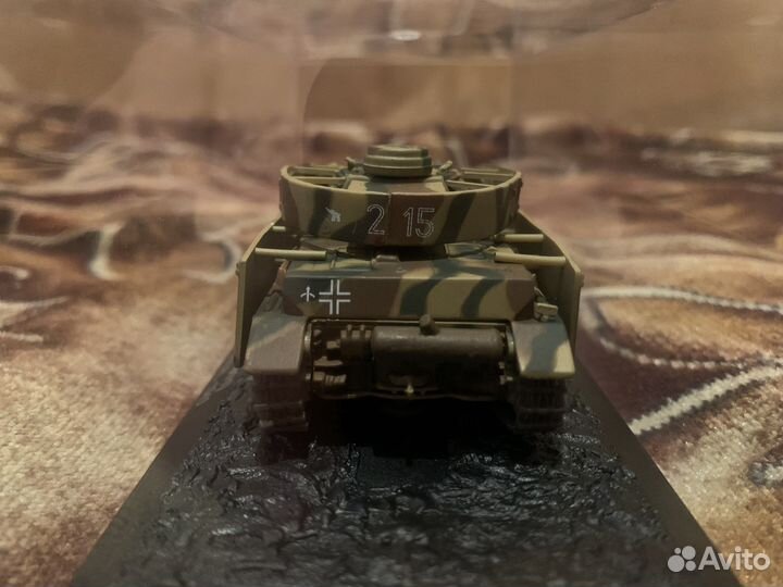 Модель танка Pz. Kpfw IV Ausf.G (Sd.Kfz.16111)