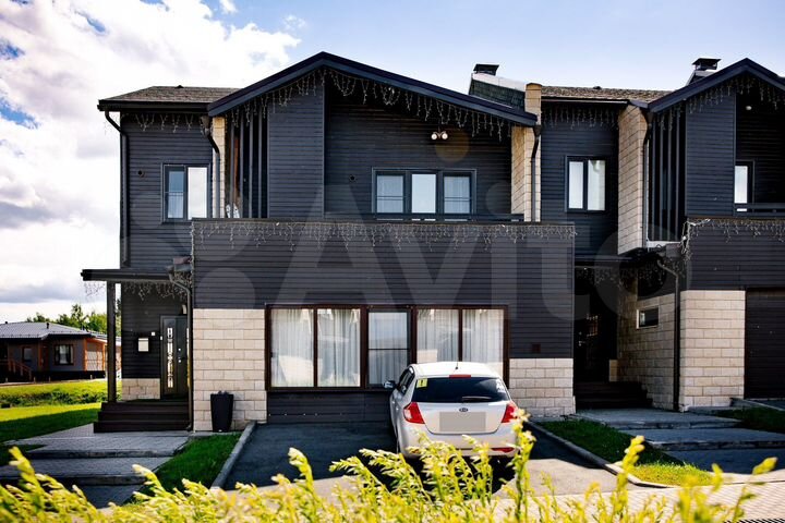 Таунхаус 240 м² на участке 6 сот.