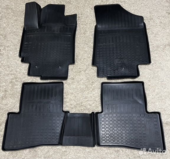 Автомобильные коврики резиновые