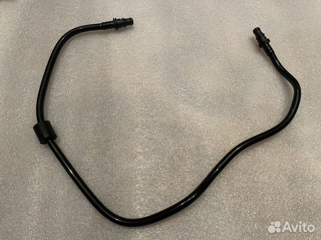 Трубка от бачка 2-я Mercedes-benz W222 S500