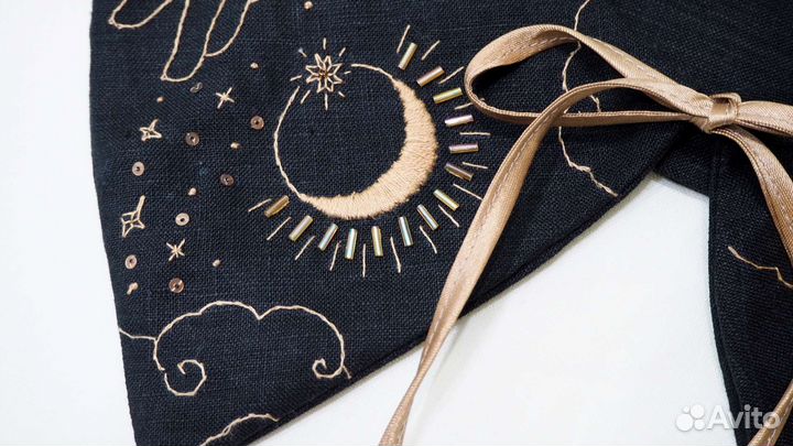 Накладной/съемный воротничок с ручной вышивкой