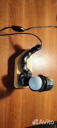 Светильник змея из труб