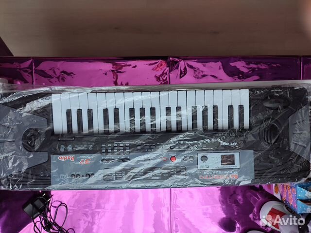 Детский синтезатор с микрофоном