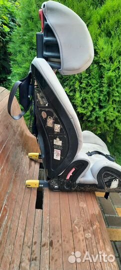 Детское удерживающее устройство