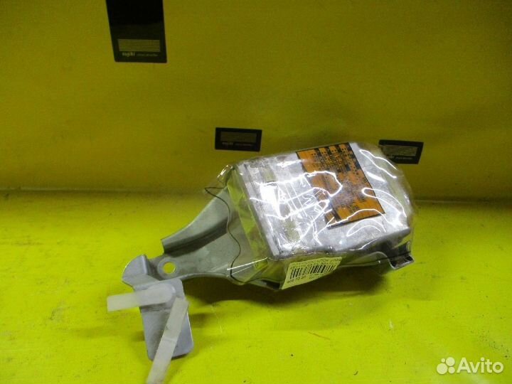 Блок управления air bag 89170-12250 на Toyota Coro