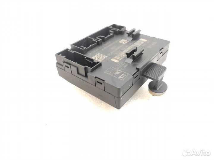 Блок управления двери передний правый Volkswagen
