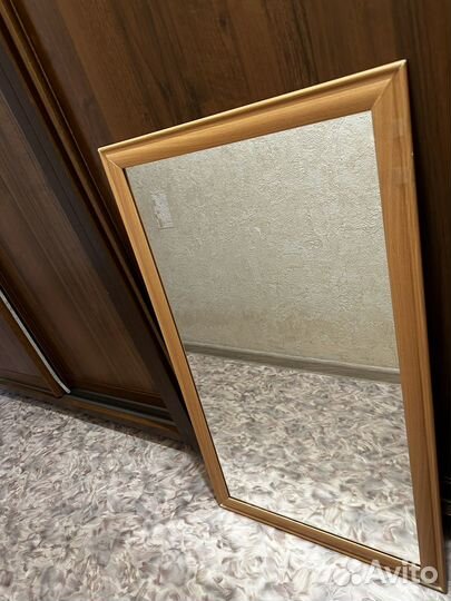 Зеркало 50 см / 84 см